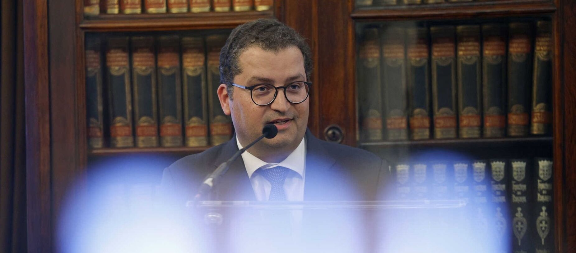 "Primeira coligação negativa." AD retira candidatura de Aguiar-Branco e desafia PS e Chega a entenderem-se