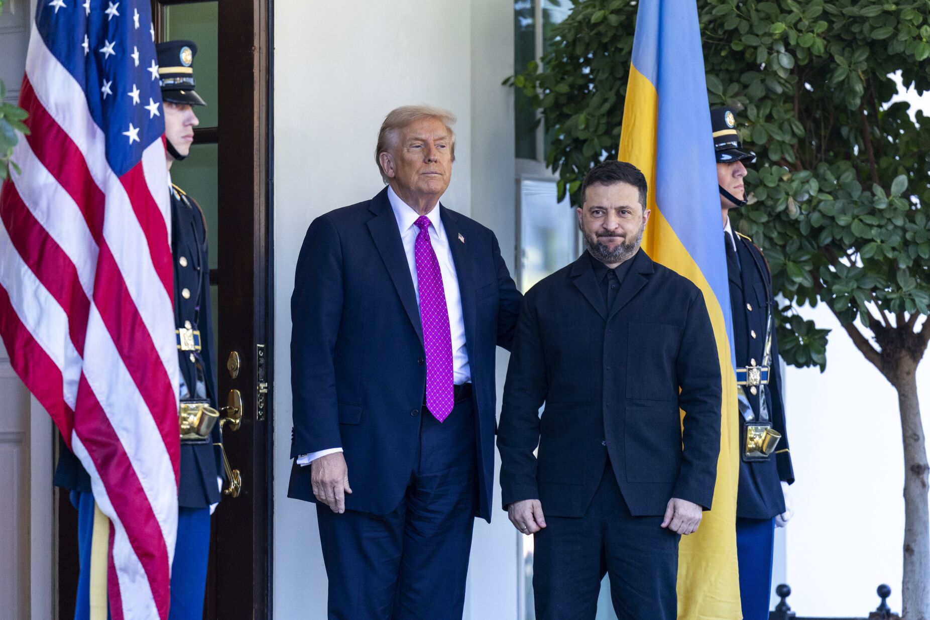 Zelensky considera que Putin “não está pronto” para a paz, Trump diz o contrário