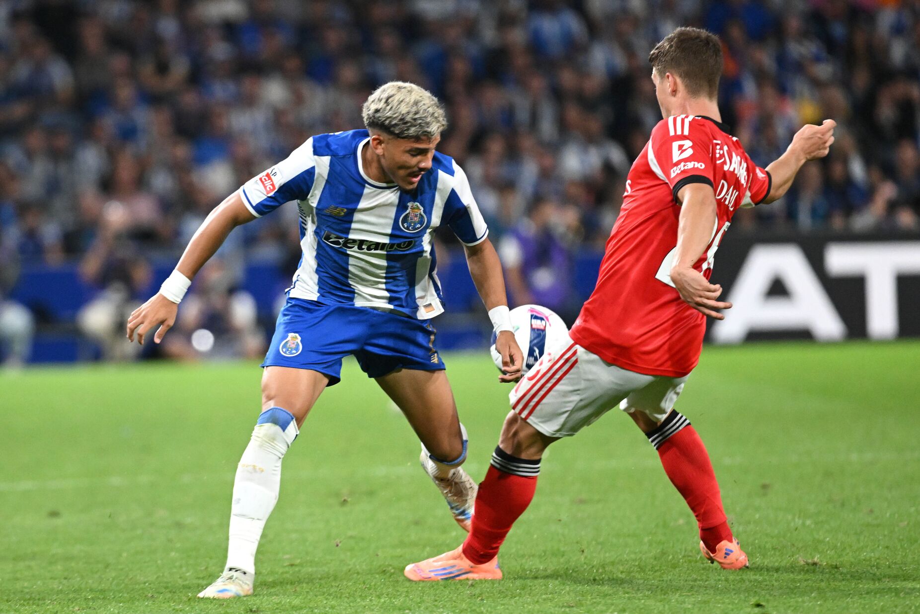 FC Porto e Benfica empatam no Dragão e nada mexe