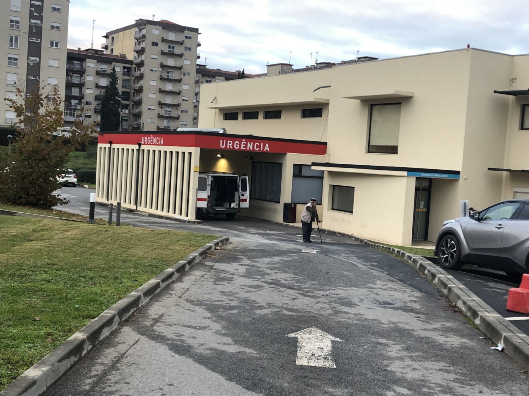 Urgência de Cirurgia de Mirandela encerrada há dois anos: "Só não levam o hospital porque não o podem arrancar"